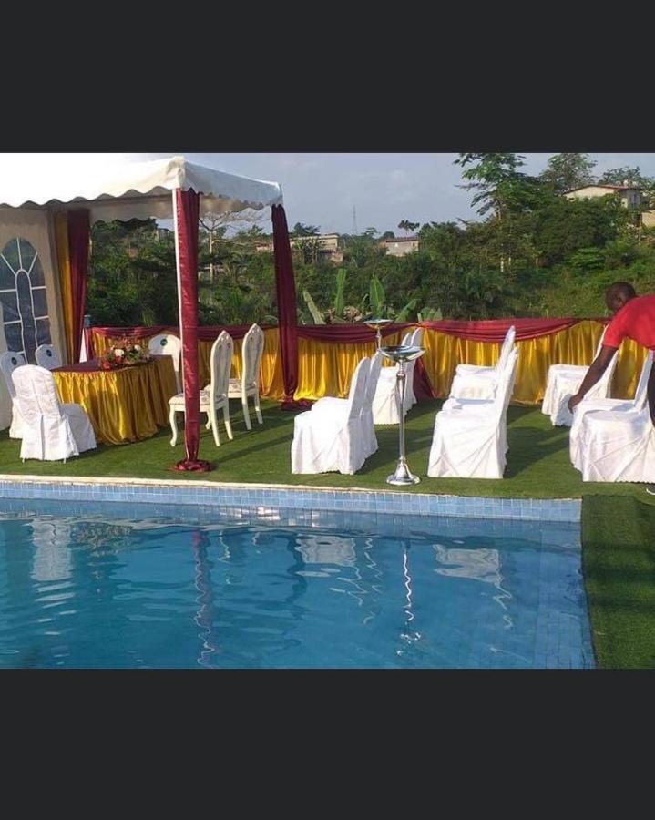 Mont Bleu Hôtel Libreville Exterior foto